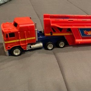 Mattel Hot Wheels Vintage Toy Hauler